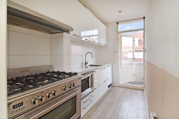 Medium property photo - Tienhovenselaan 29, 2574 SW Den Haag